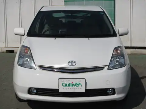 カタログ画像：プリウス （PRIUS） Ｓ 2005年11月 DAA-NHW20 1500cc ホワイトパールクリスタルシャイン 燃費35.5km / l フロント