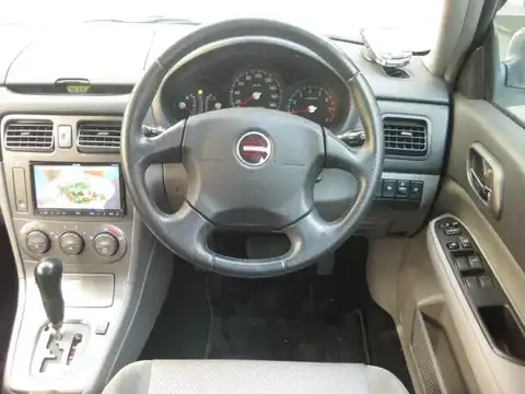 カタログ画像：フォレスター （FORESTER） クロススポーツ２．０ｉ 2004年2月 TA-SG5 2000cc 燃費12.2km / l メイン