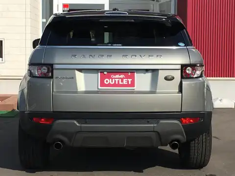 カタログ画像：レンジローバーイヴォーク （RANGE ROVER EVOQUE） プレステージ 2014年4月 CBA-LV2A 2000cc 燃費10.6km / l バック