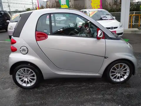 カタログ画像：スマートフォーツークーペ （SMART FORTWO COUPE） ｍｈｄ 2008年12月 CBA-451380 1000cc シルバーメタリック 燃費23.0km / l 外装