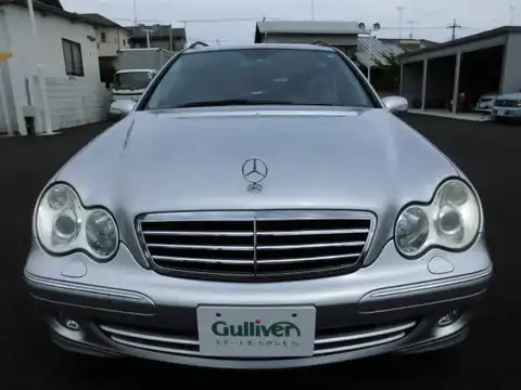 カタログ画像：Ｃクラスステーションワゴン （C-CLASS STATIONWAGON） Ｃ２３０ ステーションワゴン アバンギャルド 2007年1月 DBA-203252 2500cc キューバナイトシルバー（Ｍ）orイリジウムシルバー（Ｍ） 燃費10.0km / l フロント