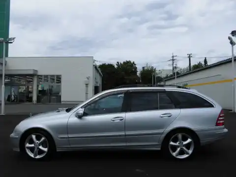 カタログ画像：Ｃクラスステーションワゴン （C-CLASS STATIONWAGON） Ｃ２３０ ステーションワゴン アバンギャルド 2006年3月 DBA-203252 2500cc キューバナイトシルバー（Ｍ）orイリジウムシルバー（Ｍ） 燃費10.0km / l 外装