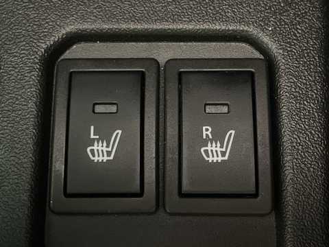 カタログ画像：ジムニー （JIMNY） ＸＧ 2025年11月 3BA-JB64W 660cc 燃費14.3km / l メイン