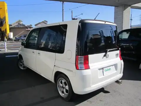 カタログ画像：モビリオ （MOBILIO） Ｗ 2001年12月 LA-GB2 1500cc タフタホワイト 燃費16.2km / l 外装