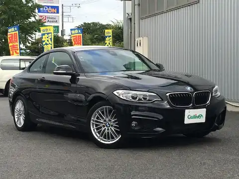 カタログ画像：２シリーズ （2 SERIES） ２２０ｉクーペ Ｍスポーツ 2014年2月 DBA-1J20 2000cc ブラック・サファイア（メタリック・カラー） 燃費16.7km / l メイン（その他）