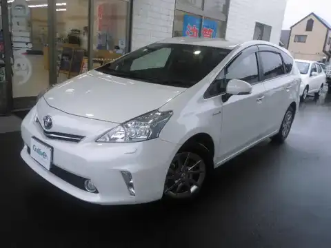 カタログ画像：プリウスα （PRIUS ALPHA） Ｓ チューン ブラック 2013年8月 DAA-ZVW41W 1800cc ホワイトパールクリスタルシャイン 燃費26.2km / l 外装