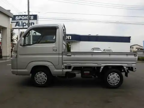 カタログ画像：アクティトラック （ACTY TRUCK） タウン 2010年12月 EBD-HA8 660cc アラバスターシルバー・メタリック 燃費17.8km / l 外装