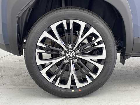 カタログ画像：ヤリスクロス （YARIS CROSS） Ｇ 2025年2月 5BA-MXPB15 1500cc マッシブグレー 燃費18.1km / l タイヤ