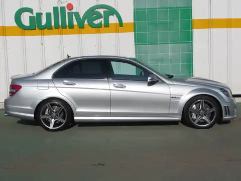 カタログ画像：Ｃクラス （C-CLASS） Ｃ６３ ＡＭＧ 2007年10月 CBA-204077 6300cc キューバナイトシルバー（Ｍ）orイリジウムシルバー（Ｍ）orパラジウムシルバー 外装