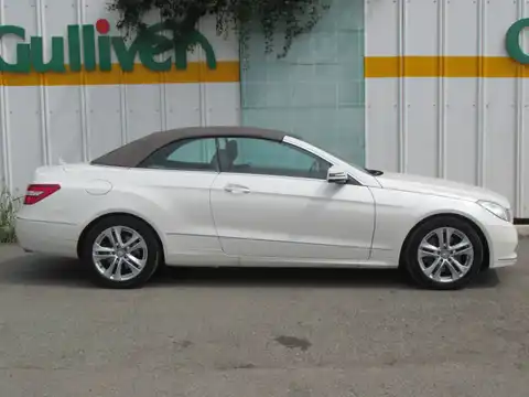 カタログ画像：Ｅクラス （E-CLASS） Ｅ３５０ カブリオレ 2010年4月 DBA-207456 3500cc カルサイトホワイト（Ｓ） 燃費9.1km / l 外装