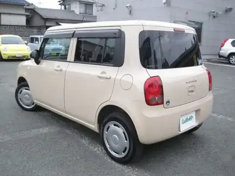 カタログ画像：アルトラパン （ALTO LAPIN） Ｇ 2013年6月 DBA-HE22S 660cc ミルクティーベージュメタリック 燃費21.0km / l バック