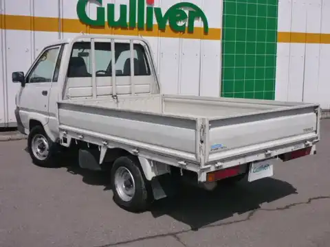 カタログ画像：タウンエーストラック （TOWNACE TRUCK） ＤＸ 1999年6月 GC-KM70 1800cc ホワイト 燃費10.6km / l バック