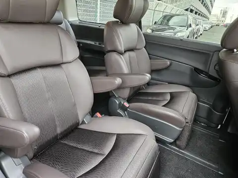 カタログ画像：エルグランド （ELGRAND） オーテック 2022年11月 5BA-PNE52 3500cc ピュアホワイトパール（３Ｐ） 燃費8.4km / l 内装