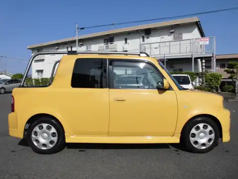 カタログ画像：ｂＢ （bB） オープンデッキ 2001年6月 TA-NCP34 1500cc イエロー 燃費15.0km / l 外装