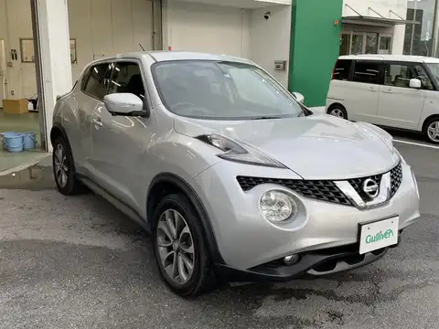 カタログ画像：ジューク （JUKE） １６ＧＴ ＦＯＵＲ パーソナライゼーション 2015年11月 CBA-NF15 1600cc ブリリアントシルバー（Ｍ） 燃費13.4km / l メイン