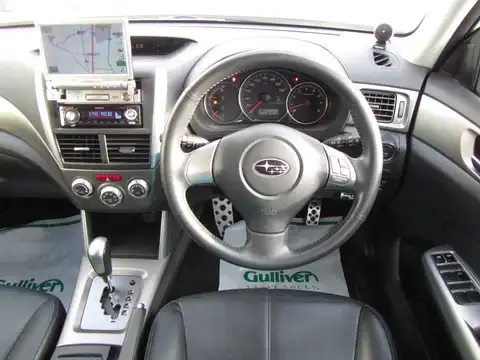 カタログ画像：フォレスター （FORESTER） ２．０ＸＴ ブラックレザーリミテッド 2008年8月 CBA-SH5 2000cc サテンホワイト・パール 燃費13.0km / l 内装