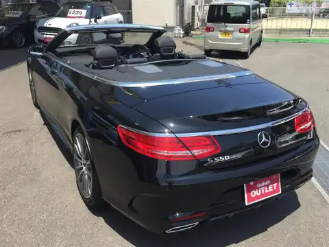 カタログ画像：Ｓクラス （S-CLASS） Ｓ５５０ カブリオレ 2016年7月 DBA-217482 4700cc オブシディアンブラック 燃費9.8km / l バック