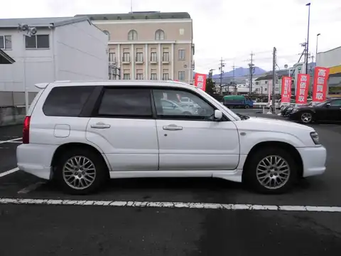 カタログ画像：フォレスター （FORESTER） クロススポーツα 2004年6月 TA-SG5 2000cc ピュアホワイト 燃費12.2km / l 外装