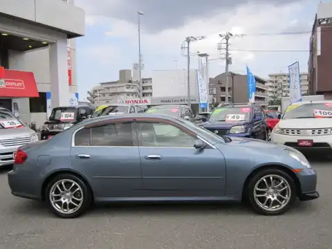 カタログ画像：スカイライン （SKYLINE） ３５０ＧＴ プレミアム 2004年11月 CBA-PV35 3500cc レイクショアーブルー（Ｍ） 燃費9.3km / l 外装