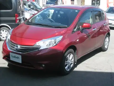 カタログ画像：ノート （NOTE） メダリスト 2012年9月 DBA-E12 1200cc ラディアント レッド（PM） 燃費24.0km / l 外装