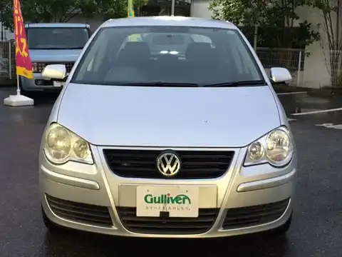 カタログ画像：ポロ （POLO） ４ドア 2006年2月 GH-9NBKY 1400cc リフレックスシルバーメタリック 燃費14.4km / l フロント