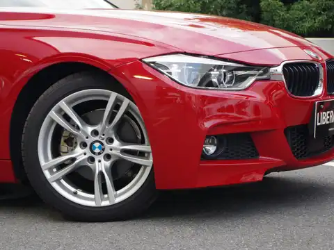 カタログ画像：３シリーズ （3 SERIES） ３２０ｄ Ｍスポーツ 2017年8月 LDA-8C20 2000cc メルボルン・レッド 燃費21.4km / l 外装