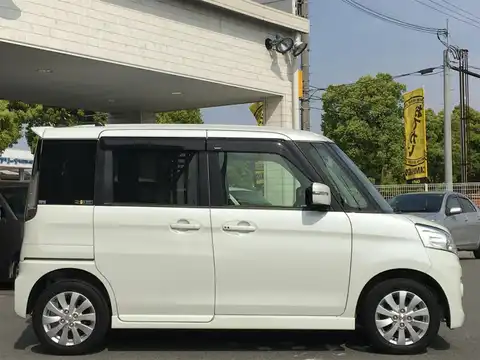 カタログ画像：スペーシアカスタム （SPACIA CUSTOM） ＸＳ（レーダーブレーキサポート装着車） 2014年4月 DBA-MK32S 660cc パールホワイト 燃費26.8km / l 外装