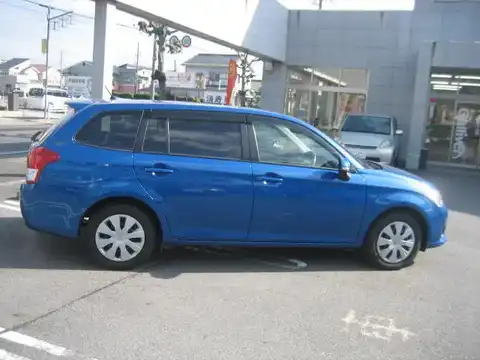 カタログ画像：カローラフィールダー （COROLLA FIELDER） １．５Ｘ 2012年6月 DBA-NZE161G 1500cc ブルーメタリック 燃費19.6km / l 外装