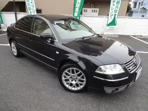 カタログ画像：パサート （PASSAT） Ｗ８ ４モーション 2002年5月 GH-3BBDNF 4000cc ブラックマジックパールエフェクト 燃費6.8km / l メイン（その他）