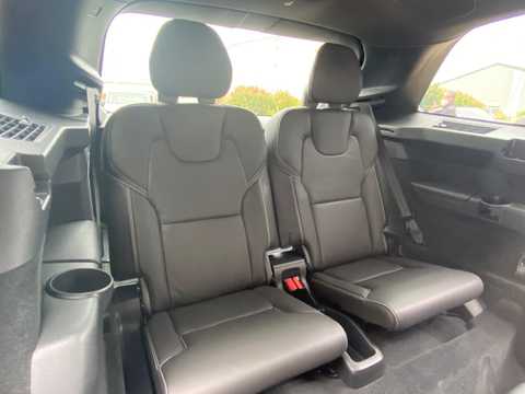 カタログ画像：ＸＣ９０ （XC90） Ｔ８ ツインエンジン ＡＷＤ エクセレンス 2018年8月 DLA-LB420XCPA 2000cc アイスホワイト 燃費13.7km / l バック