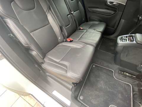 カタログ画像：ＸＣ９０ （XC90） Ｔ８ ツインエンジン ＡＷＤ エクセレンス 2018年8月 DLA-LB420XCPA 2000cc アイスホワイト 燃費13.7km / l バック