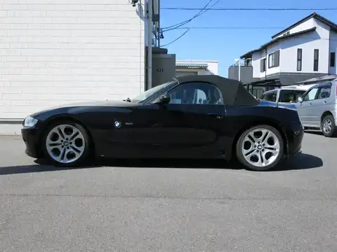 カタログ画像：Ｚ４ （Z4） ３．０ｉ 2003年5月 GH-BT30 3000cc ブラックサファイア（メタリックカラー） 外装