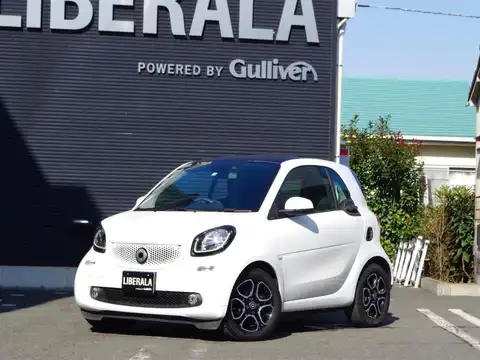 カタログ画像：スマートフォーツークーペ （SMART FORTWO COUPE） エディション２ 2016年4月 DBA-453342 1000cc 燃費21.9km / l フロント