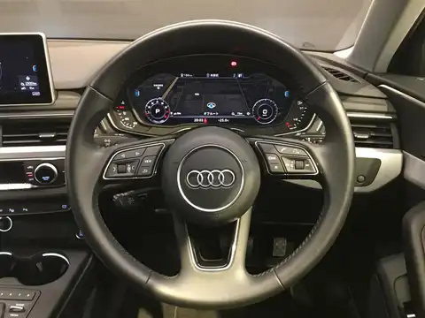 カタログ画像：Ａ４アバント （A4 AVANT） １．４ＴＦＳＩ タキシードスタイル 2018年8月 ABA-8WCVN 1400cc ミトスブラックメタリック 燃費16.6km / l 内装