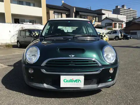 カタログ画像：ＭＩＮＩ （MINI） クーパーＳ 2002年3月 GH-RE16 1600cc ブリティッシュ・レーシング・グリーン 燃費11.6km / l フロント