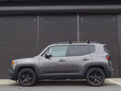 カタログ画像：ジープ・レネゲード （JEEP RENEGADE） ナイトイーグル 2018年6月 ABA-BU14 1400cc グラナイトクリスタルメタリッククリアコート 燃費15.5km / l 外装