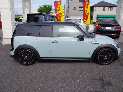 カタログ画像：ＭＩＮＩ （MINI） クーパーＳ クラブマン 2011年4月 DBA-ZG16 1600cc アイス・ブルー（ソリッド） 燃費17.8km / l 外装
