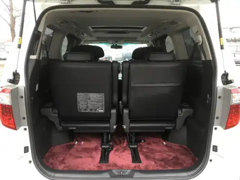 カタログ画像：アルファードハイブリッド （ALPHARD HYBRID） ハイブリッドＳＲ プレミアムシートパッケージ 2012年9月 DAA-ATH20W 2400cc ホワイトパールクリスタルシャイン 燃費16.2km / l 内装