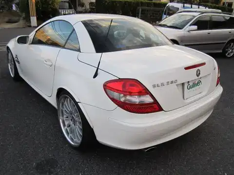 カタログ画像：ＳＬＫ （SLK） ＳＬＫ２８０ 2008年1月 DBA-171454 3000cc アラバスターホワイト（Ｓ） 燃費9.8km / l バック