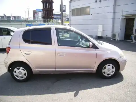 カタログ画像：ヴィッツ （VITZ） Ｕ Ｄパッケージ 2002年8月 UA-NCP10 1300cc 燃費21.0km / l 外装