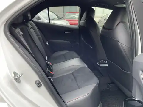カタログ画像：ＧＲカローラ （GR COROLLA） ＲＺ 2023年8月 4BA-GZEA14H 1600cc プラチナホワイトパールマイカ 燃費12.4km / l 内装
