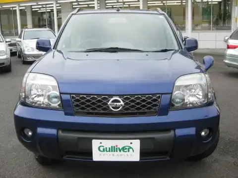 カタログ画像：エクストレイル （X-TRAIL） Ｓｔ 2004年5月 UA-NT30 2000cc ダークブルーパール（Ｐ） 燃費13.0km / l フロント