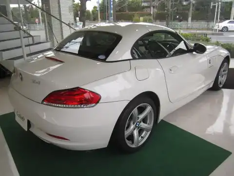 カタログ画像：Ｚ４ （Z4） ｓＤｒｉｖｅ２０ｉ ハイラインパッケージ 2011年10月 DBA-LL20 2000cc 燃費13.4km / l バック