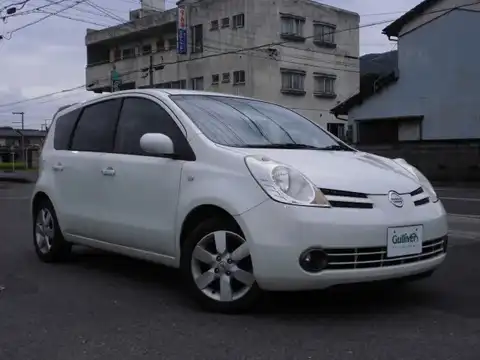 カタログ画像：ノート （NOTE） １５ＲＸ 2005年1月 DBA-E11 1500cc ホワイトパール（３Ｐ） 燃費18.2km / l メイン（その他）