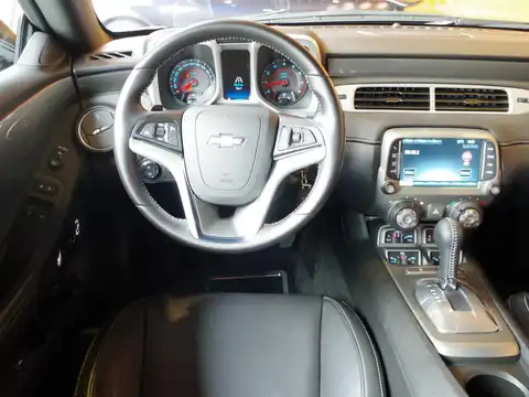 カタログ画像：シボレーカマロ （CHEVROLET CAMARO） ＬＴ ＲＳ 2014年1月 3600cc ブラック 内装