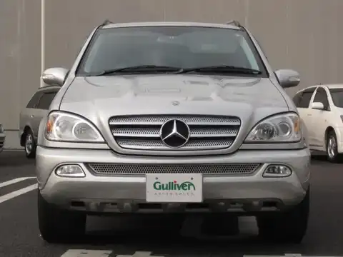 カタログ画像：Ｍクラス （M-CLASS） ＭＬ３５０スペシャルエディション 2004年10月 GH-163157 3700cc ブリリアントシルバー（Ｍ）orキューバナイトシルバー（Ｍ） 燃費6.9km / l フロント