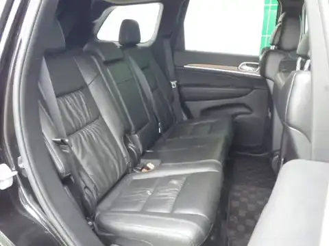 カタログ画像：ジープ・グランドチェロキー （JEEP GRAND CHEROKEE） リミテッド 2011年12月 ABA-WK36A 3600cc ブリリアントブラッククリスタルパールコート 燃費7.7km / l 内装