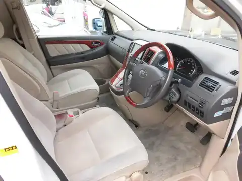 カタログ画像：アルファードＧ （ALPHARD G） ＭＸ Ｌエディション サイドリフトアップシート装着車 2002年5月 TA-MNH15W 3000cc ホワイトパールマイカ 燃費8.6km / l 内装