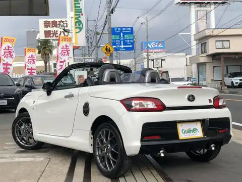 カタログ画像：コペン （COPEN） ＧＲ スポーツ 2019年10月 3BA-LA400K 660cc パールホワイトⅢ 燃費18.6km / l バック