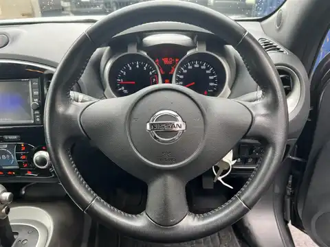 カタログ画像：ジューク （JUKE） １５ＲＸ Ｖアーバンセレクション パーソナライゼーション 2018年5月 DBA-YF15 1500cc ダークメタルグレー（Ｍ） 燃費18.0km / l 外装